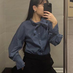 Blue dress shirt